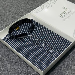 𝗟𝗘𝗦𝗦 𝗖𝗢𝗧𝗧𝗢𝗡 𝗣𝗥𝗜𝗡𝗧 (𝐂𝐎𝐃 – 501) < deepনেভি ব্লু উপরে গোল্ডেন স্ট্রাইব>